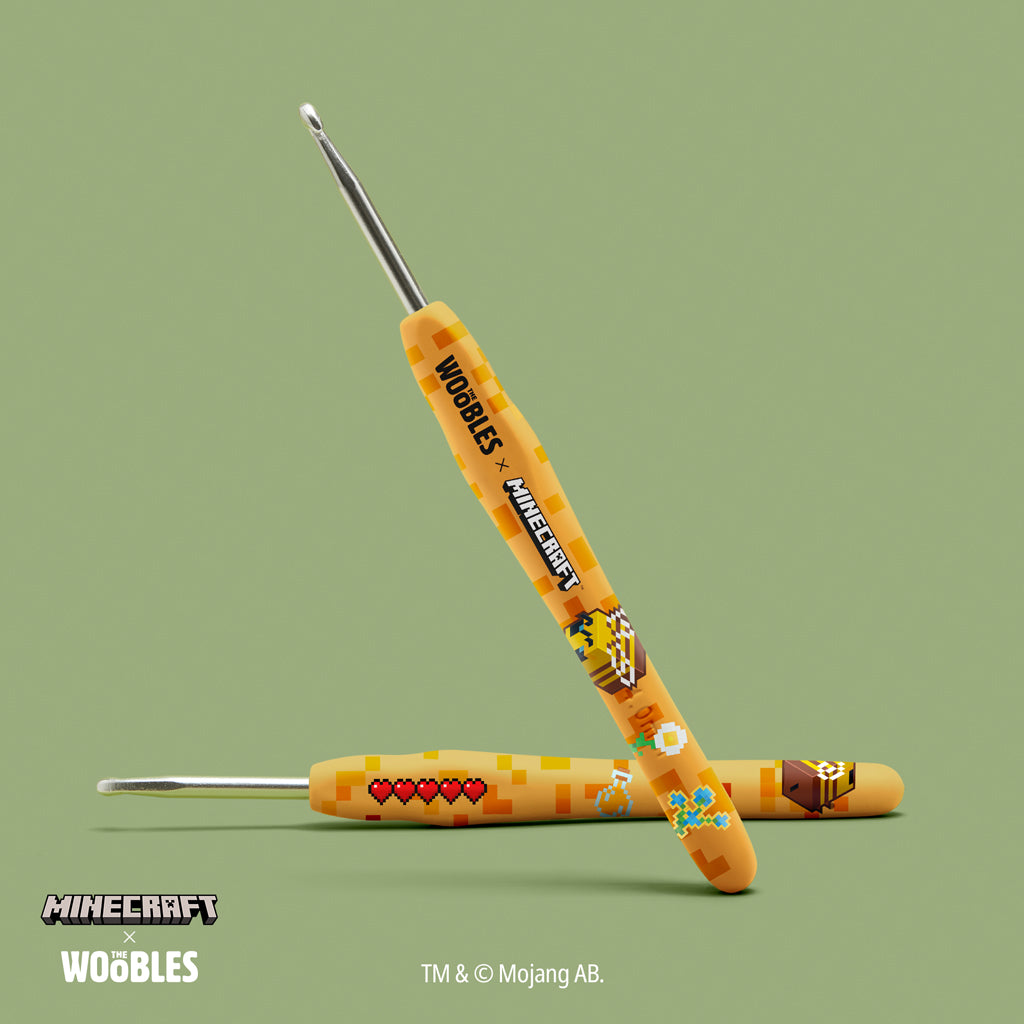 Alternative view of Minecraft Bee Crochet Kit